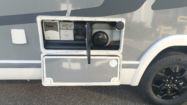 Challenger 240 Etape Edition - Photo 7