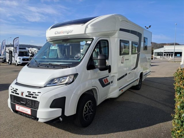 Challenger 318 Anniversary Edition - Photo 2