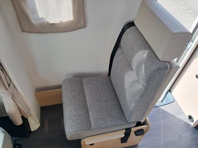 Challenger 318 Anniversary Edition - Photo 11