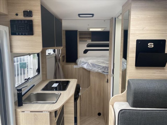 Challenger S215 Sport Edition - Photo 10