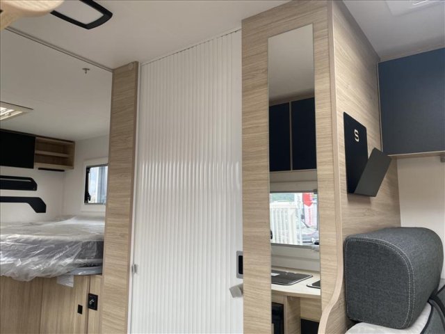 Challenger S215 Sport Edition - Photo 22