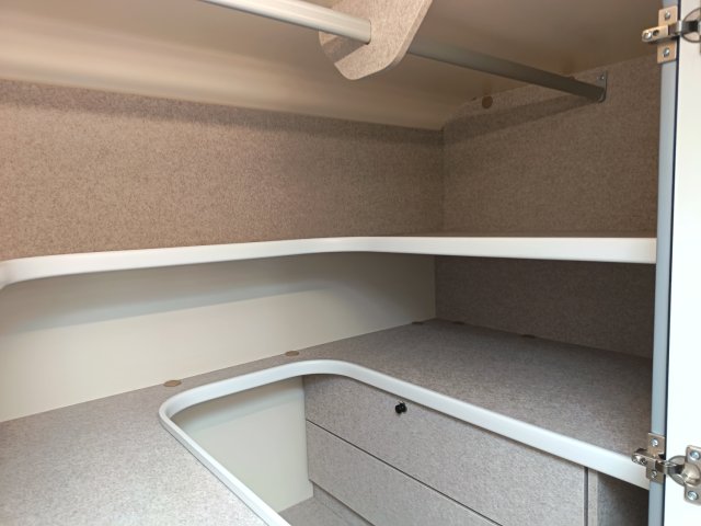 Mc Louis MC4 Slim 337 - Photo 32