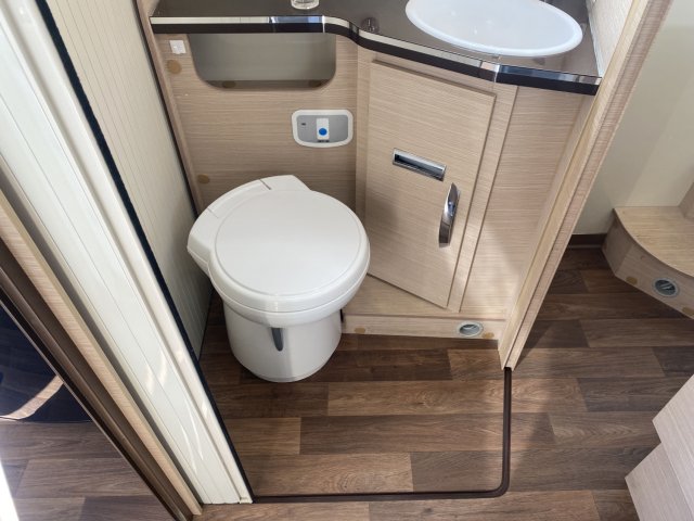 Mc Louis Nevis 79 Gold - Photo 22