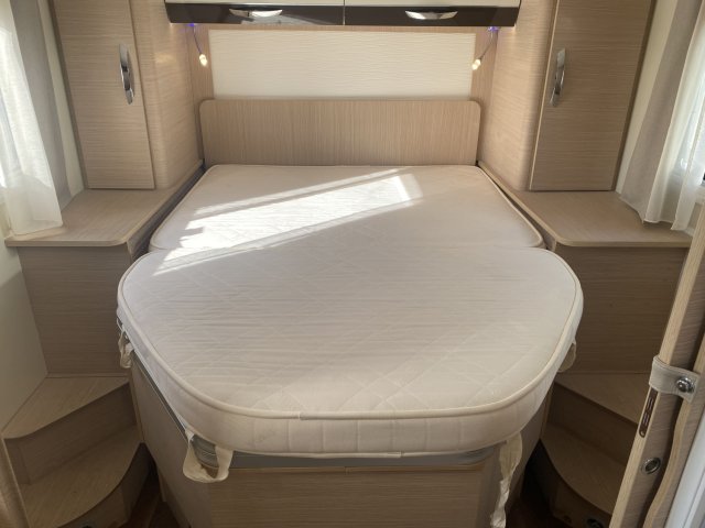 Mc Louis Nevis 79 Gold - Photo 24