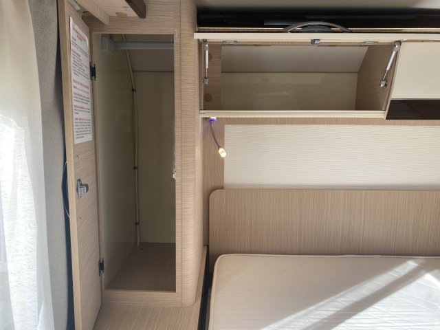 Mc Louis Nevis 79 Gold - Photo 26