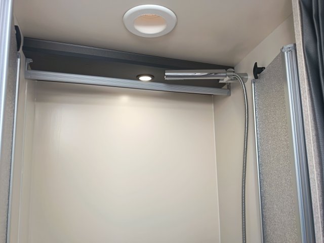 Mc Louis Yearling 81 - Photo 17