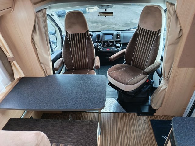 Sunlight T 58 - Photo 12