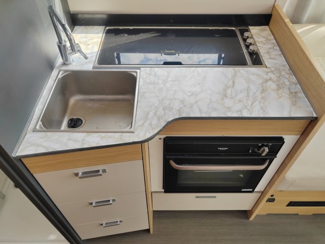 Adria Matrix Axess 650 DL - Photo 18