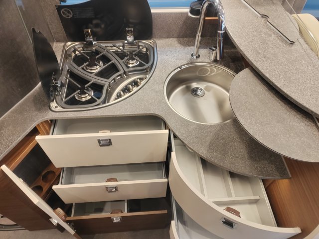 Carthago Chic C-Line I 4.9 LE Fiat - Photo 11