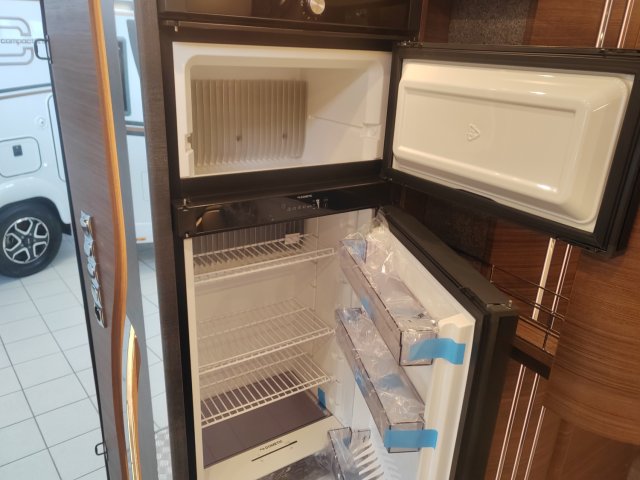 Carthago Chic C-Line I 4.9 LE Fiat - Photo 13