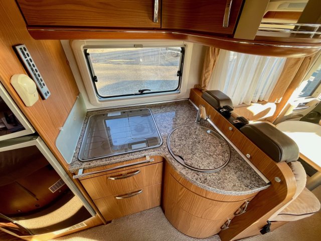 Hymer B 654 SL - Photo 13