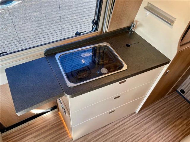 Malibu Comfort 600 DB VAN COUPE - Photo 15