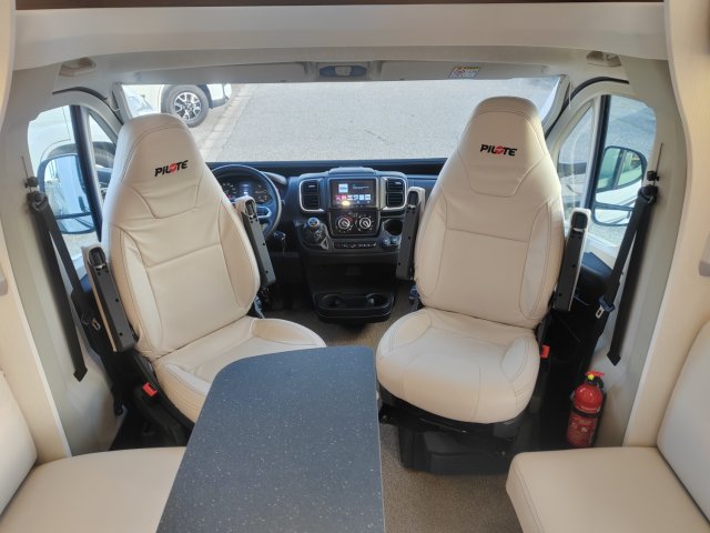 Pilote P 726 FC Evidence - Photo 12