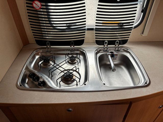 Caravelair Allegra 410 - Photo 15