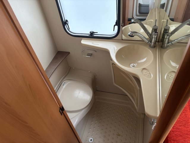 Caravelair Allegra 410 - Photo 18