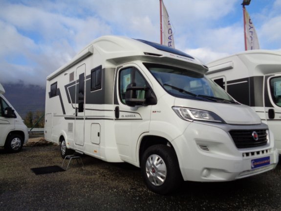 Adria Coral Plus 670 Dc