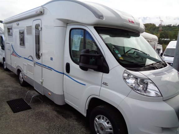 Adria Coral S 690 SP