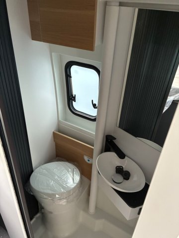 Adria Twin 640 SLB 60ème anniversaire - Photo 10