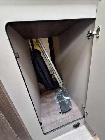 Benimar Tessoro 481 Northautokapp - Photo 13