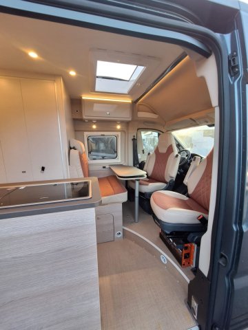 Burstner Campeo C 540 4x4 - Photo 9