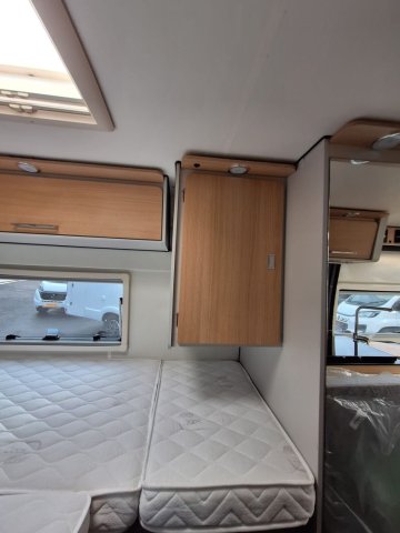 Font Vendome Duo Van Duovan - Photo 15