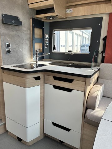 Rapido 696 F - Photo 8