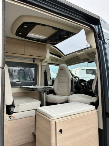 Rapido Van V62 65ème Anniversaire - Photo 9