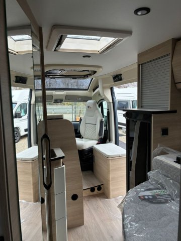 Rapido Van V62 65ème Anniversaire - Photo 10