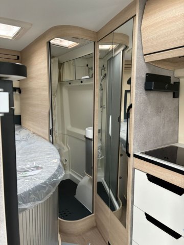 Rapido Van V62 65ème Anniversaire - Photo 13