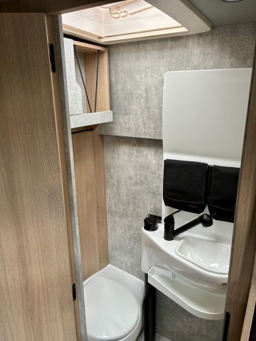 Robeta Womondo Lifestyle 636 - Photo 13