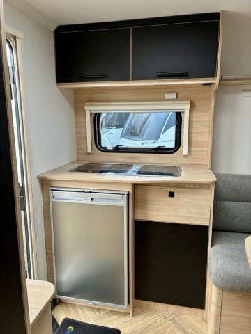 Caravelair Sport Line 410 Edition - Photo 8