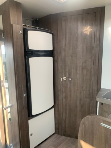 Benimar Tessoro 488 SPECIAL EDITION - Photo 7