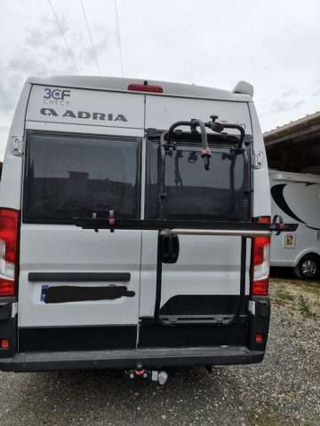 Adria Twin Plus 640 SLB blanc - Photo 2