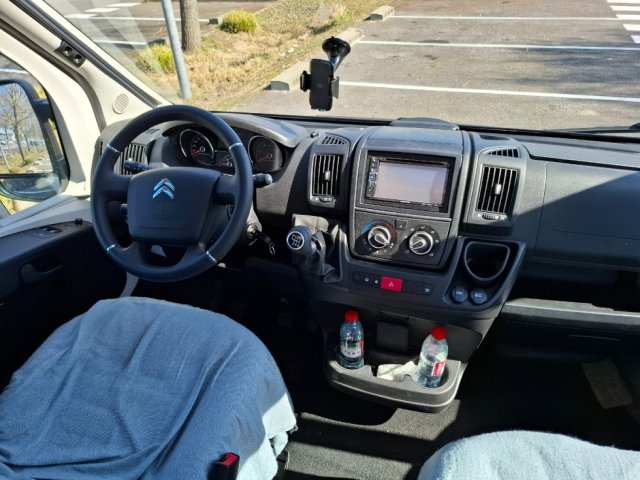 Adria Twin Plus 640 SLB blanc - Photo 4