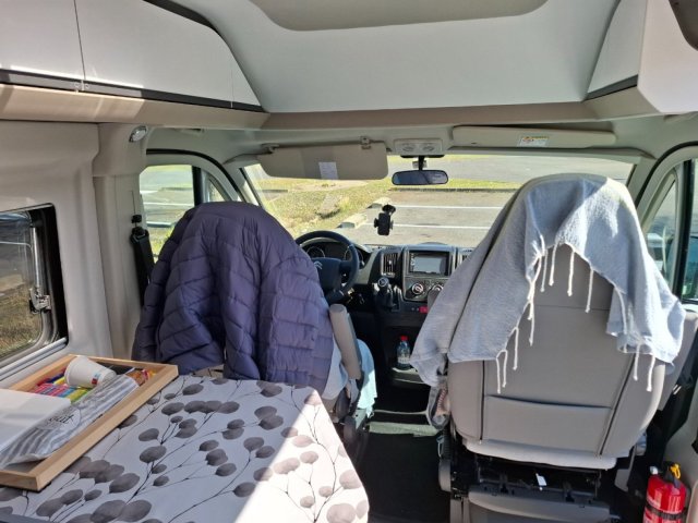 Adria Twin Plus 640 SLB blanc - Photo 6