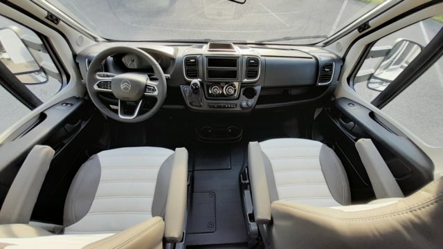 Sunlight T 58 ADVENTURE - Photo 7