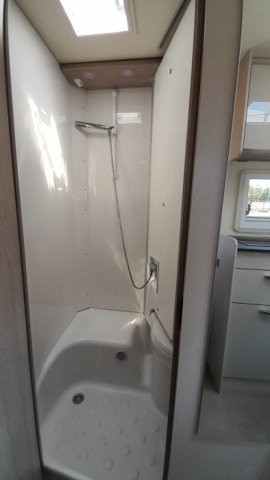 Burstner Lineo T 700 ACTIVE BOITE AUTO - Photo 7