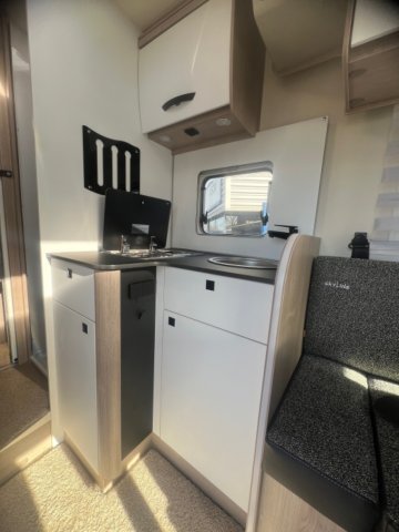 Burstner Lyseo Time Skyline T 732 - Photo 2