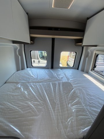 LMC Innovan 590 - Photo 5