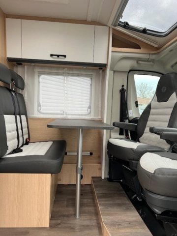 Sunlight V 69 Adventure Edition - Photo 23