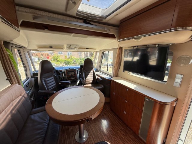 Hymer S 840 - Photo 3