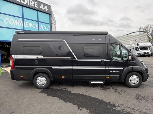 Adria Twin Supreme 640 SGX - Photo 2