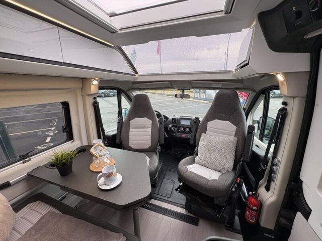 Adria Twin Supreme 640 SGX - Photo 5