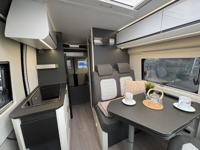 Adria Twin Supreme 640 SGX - Photo 6