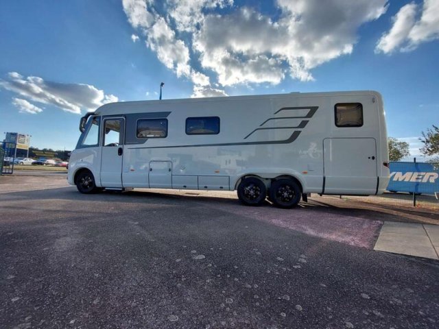 Hymer Classe-B MasterLine I 880 bml-i - Photo 4