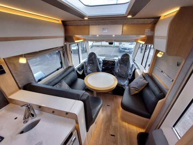 Hymer Classe-B MasterLine I 880 bml-i - Photo 7