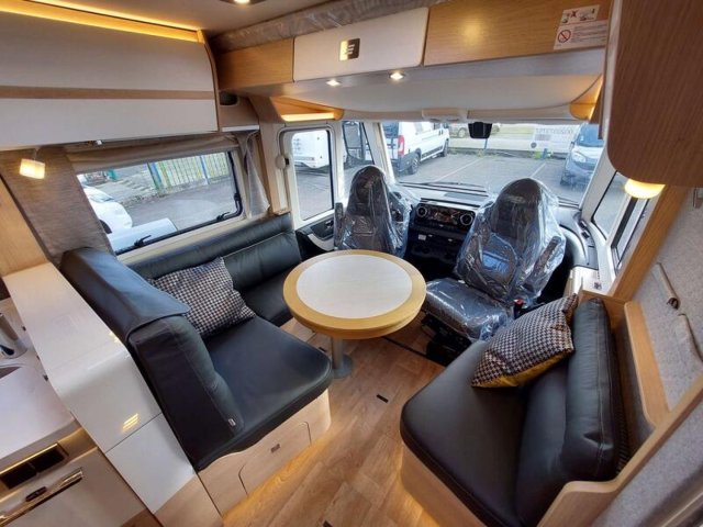 Hymer Classe-B MasterLine I 880 bml-i - Photo 8