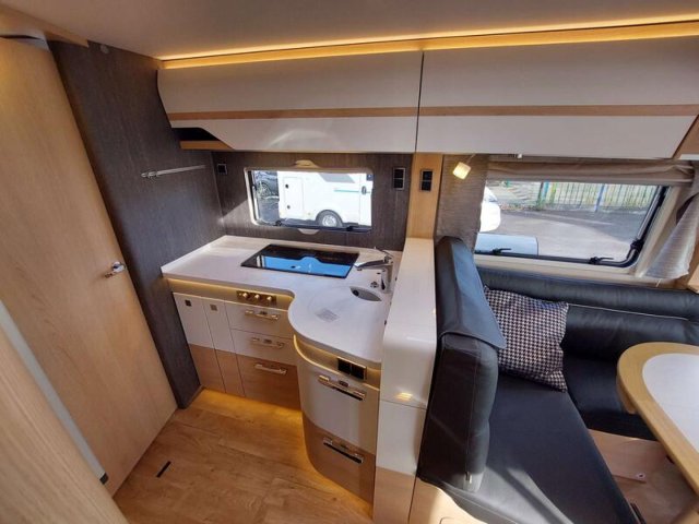 Hymer Classe-B MasterLine I 880 bml-i - Photo 10