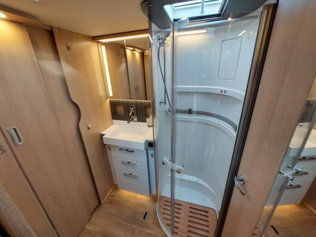 Hymer Classe-B MasterLine I 880 bml-i - Photo 13