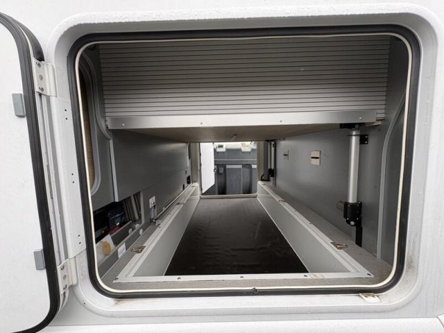 Rapido 896 F - Photo 15